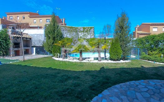 Amplio Chalet en Seseña